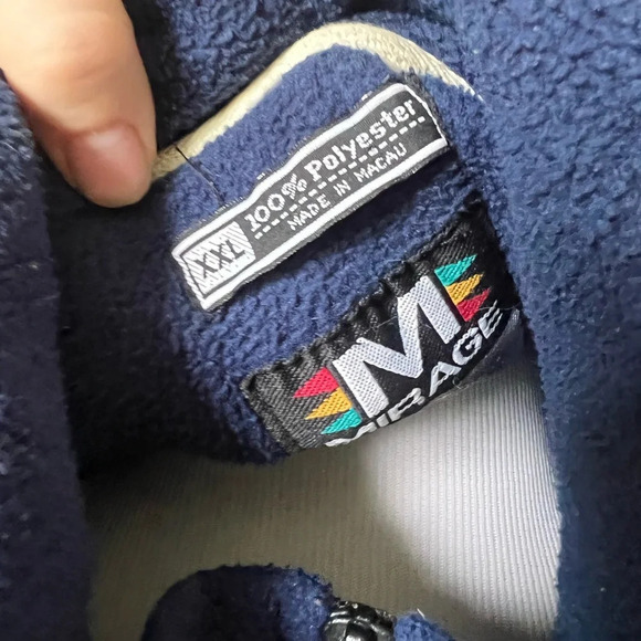 Vintage U Conn Huskies Crewneck Fleece, size XXL - Picture 5 of 5